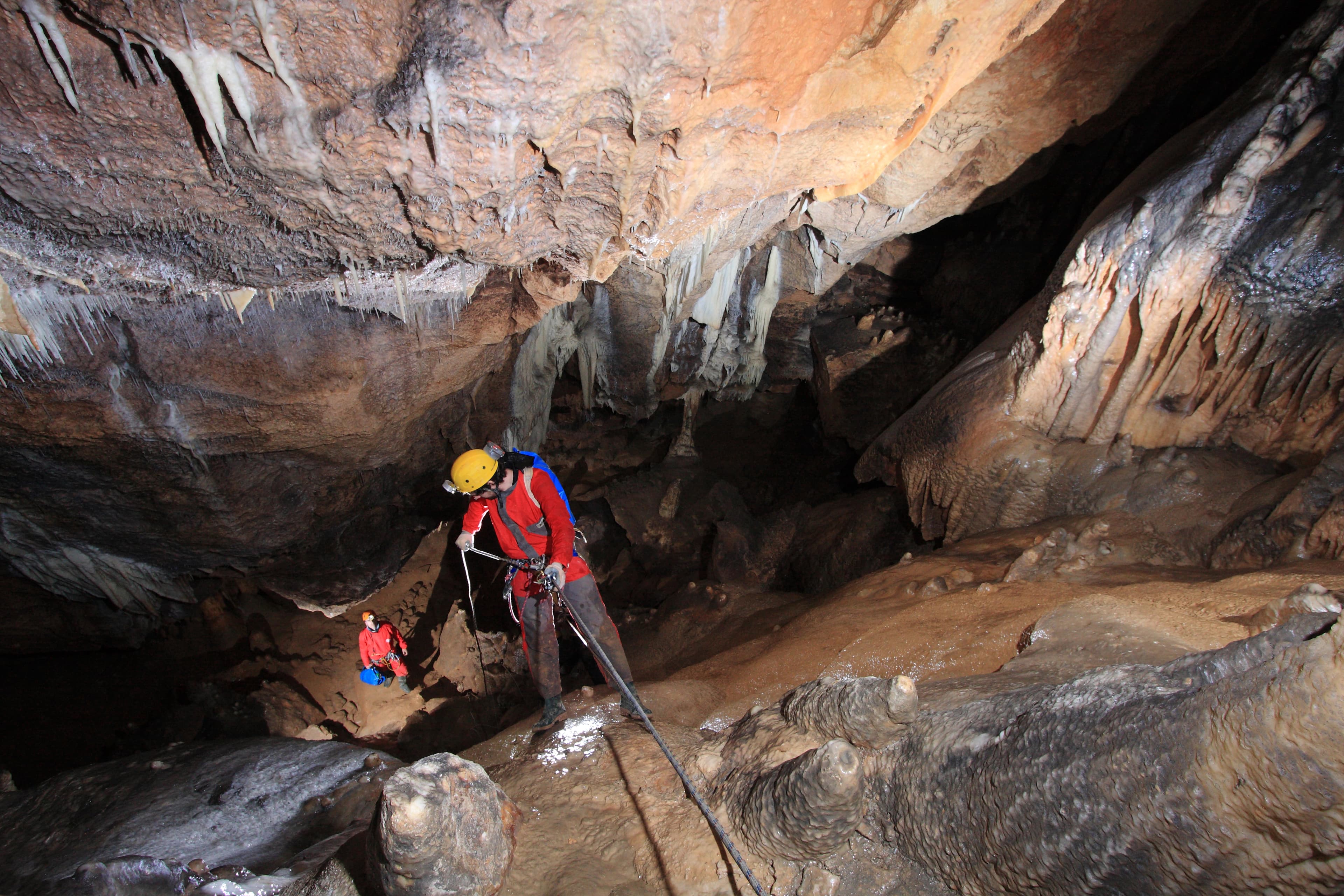 Cueva Galiana Aventura